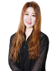 青島億尚學校老師-安柿炫